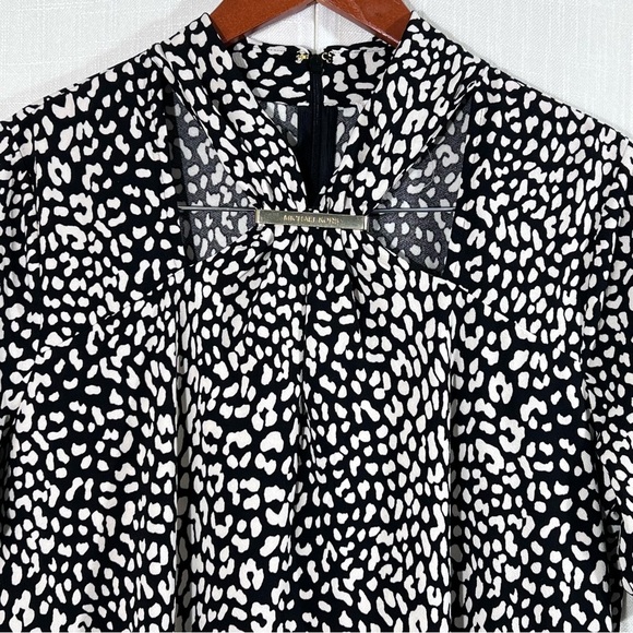 Michael Kors Animal Print Cut Out Stretchy Knit Blouse Top Size L - Picture 2 of 10